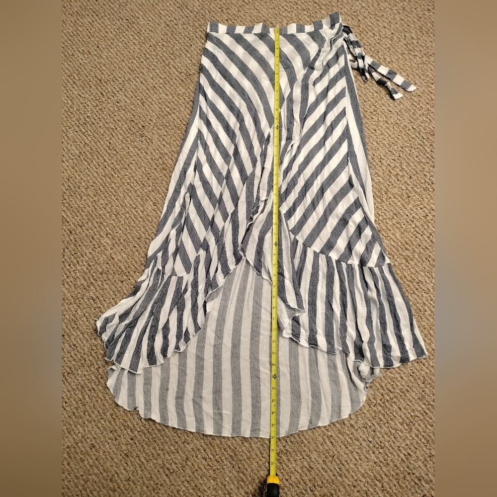 Striped Maxi Skirt - Picture 12 of 13